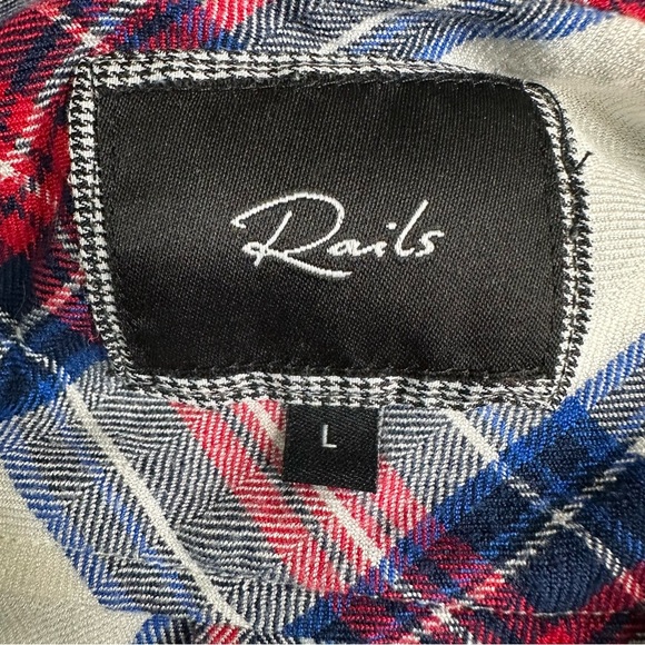 Rails Women’s Flannel Button Down Shirt. Size Large - Picture 6 of 6